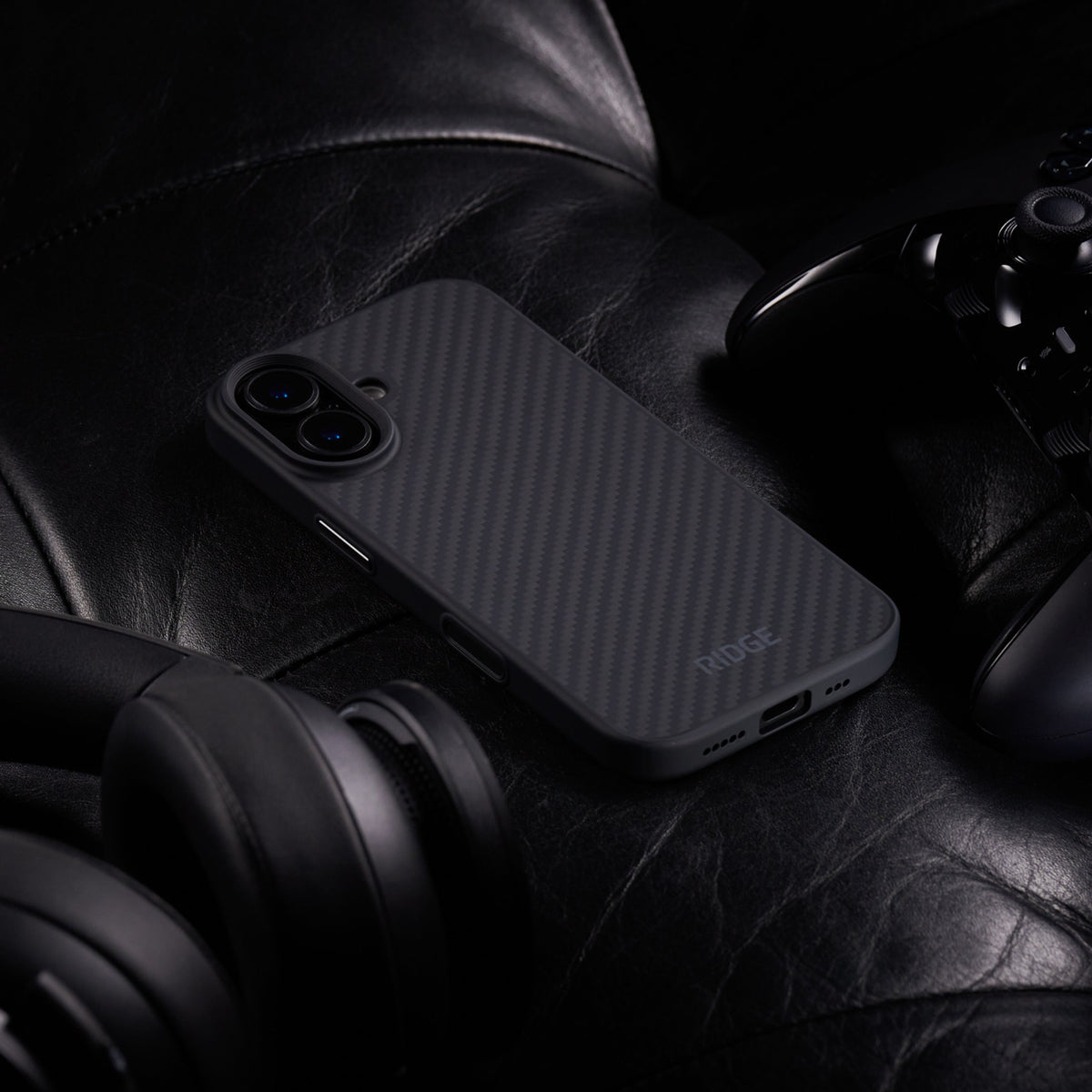 Ridge Phone Case - Carbon - iPhone 17